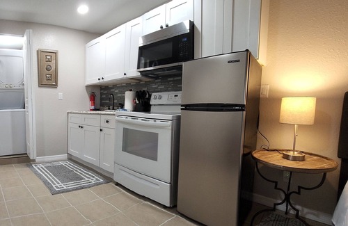 Lakeland Apartment | Cozy Studio !