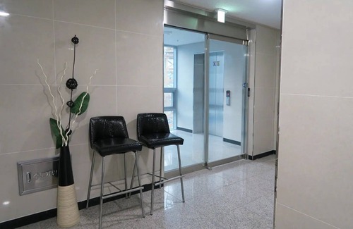 Myeongdong Apartment | Cozy studio with AC and WiFi in delightful Seoul