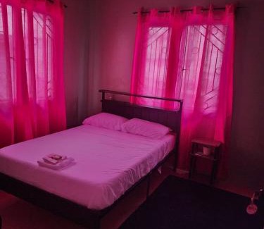 Kingstown Apartment | Cozy Sunwave