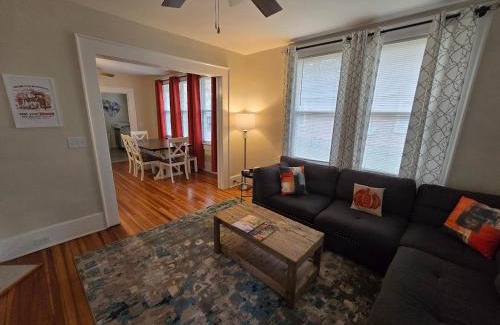 Sans Souci House | Cozy Swamp Rabbit - Sans Souci Greenville Furman
