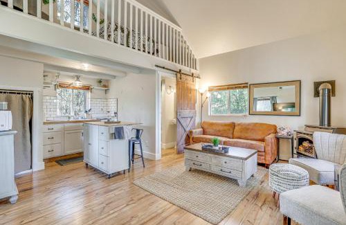 Garden Valley Apartment | Cozy Terrace Lakes Resort Cabin with Views