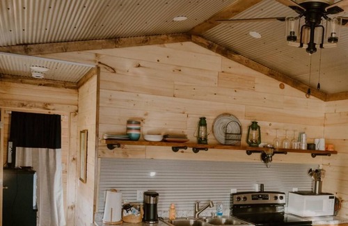 Owenton Cabin | Cozy tiny cabin, close to local activities. Pet friendly. Suited 2 adults.