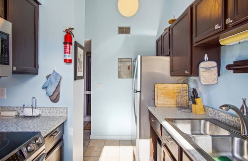 Foothills Condo | Cozy Top Floor 1 Bed Condo on Green Mountain with Cathedral Ceilings
