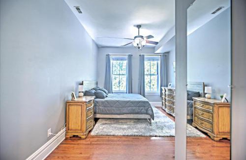 St. Louis House | Cozy townhouse, 1-mi from the heart of Soulard!