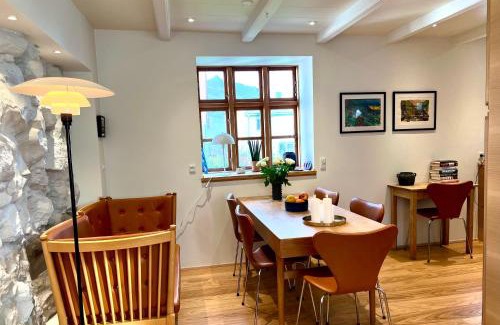 Sydrugota House | Cozy traditional home, Syðrugøta