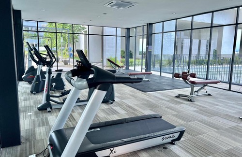 Shah Alam Apartment | Cozy Trefoil 1-5Pax Studio room Setia Alam Convention Center Free Wi-Fi