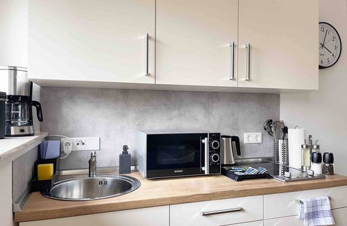 Munster Apartment | Cozy two bed studio with kitchen | home2share