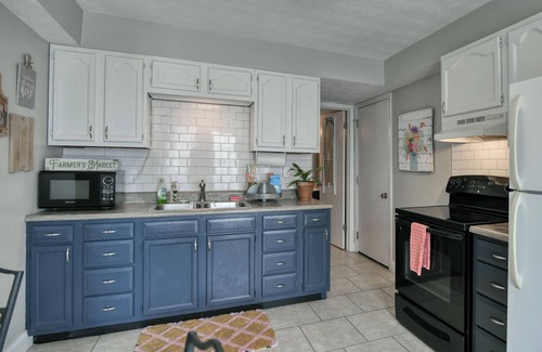 Powell Apartment | Cozy & Unique Private Guest House! 15 mins to Downtown and UT