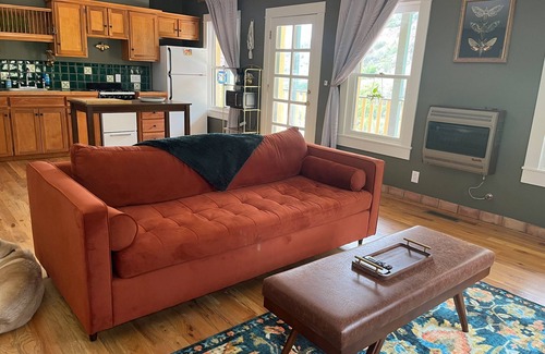 Bisbee Apartment | Cozy upstairs unit with private balcony and gorgeous views