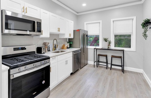 Communipaw Bed & Breakfast | Cozy Urban Oasis close to NYC