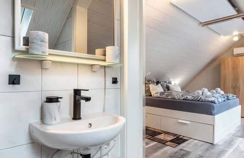 Allensbach Apartment | Cozy Vacation Apartment “Opitz” close to Lake Constance with Wi-Fi, Garden & Pool