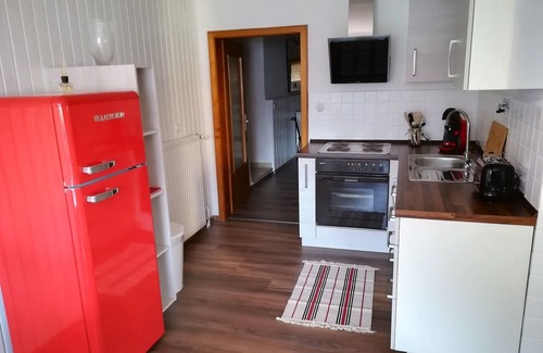 Flintsbach A. Inn Apartment | Cozy vacation apartment in Flintsbach with view to the Petersberg, 85 sqm, up to 4 persons