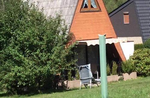 Lichtenberg House | Cozy vacation home with sunny terrace Frankenwald near bathing lake/Smart-TV