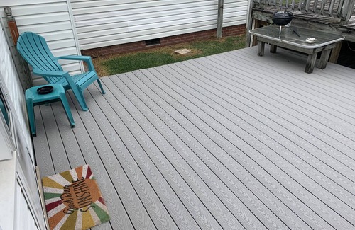Lumberton House | Cozy Vacation Home, Jacuzzi Tub, Fenced Backyard