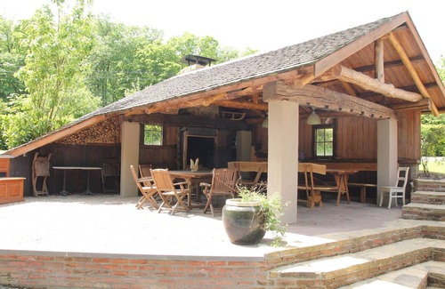 Aye Villa | Cozy Villa in Marche-en-Famenne with Private Pool