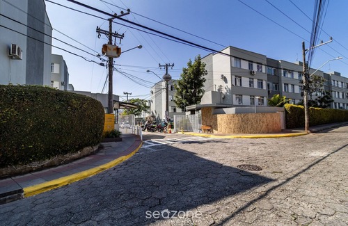 Trindade Apartment | Cozy Well-located Apartment Rbe0031