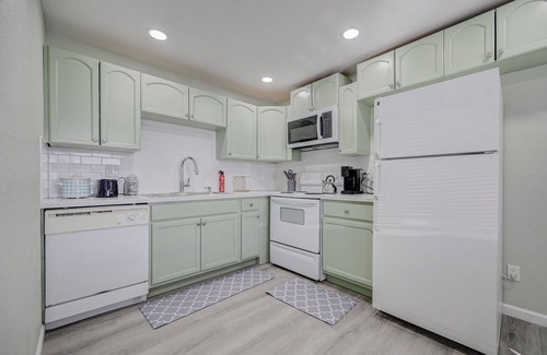 Cimarron Hills Apartment | Cozy Western Apt. Near Peterson/Schriever SFB