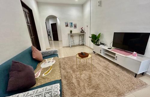 Central Seberang Perai House | Cozy288#4pax#wifi#NearAeonAlma,Mcd#2kmtoIconicPoint