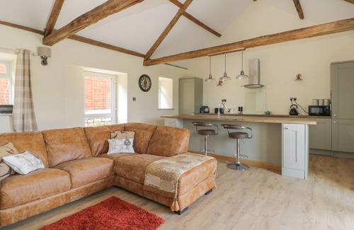 Hackness Cottage | CRABTREE COTTAGE, pet friendly, character holiday cottage in Scalby