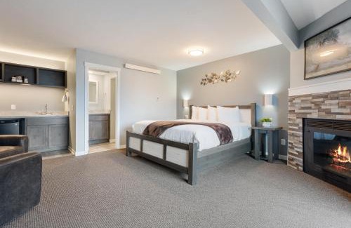 East Gull Lake Hotel | Cragun's Resort on Gull Lake