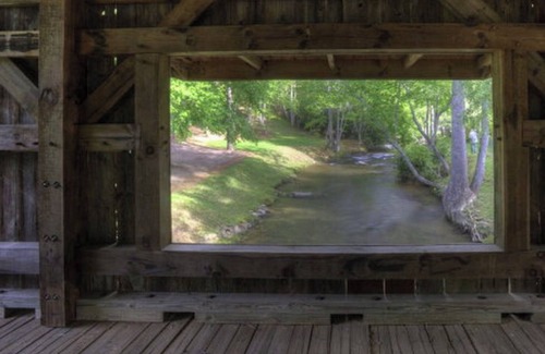 Franklin Cabin | Creekside 1800's Log Cabin- Dog Lover Paradise! September Special!