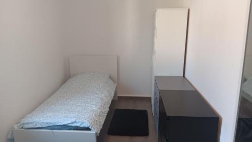 Merseburg Apartment | Crew Quartier ALL-INCLUSIVE Serviced Apartments mit Küche, Bad Waschmaschine, Flat TV, WiFi, usw