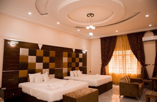 Jos Hotel | CRISPAN SUITES AND EVENT CENTER