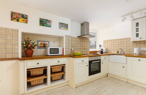Kirkmichael House | Cronk Urleigh Lodge accommodates four and is a delightful house located in wonderfully leafy surroun