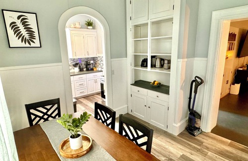 Augusta Apartment | Crosby Street Suite - Freshly Renovated 3 Bedroom near Downtown Augusta