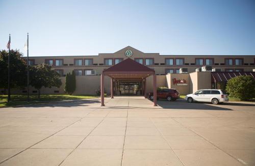 Huron Hotel | Crossroads Hotel and Huron Event Center