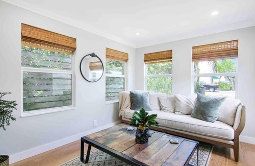 West Palm Beach House | Croton Cottage - Downtown WPB guest house