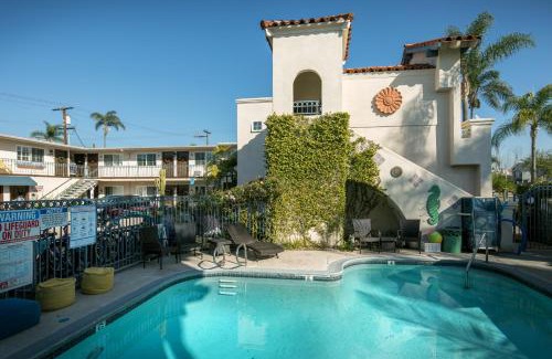 Coronado Hotel | Crown City Inn Coronado