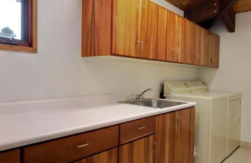 Crescent City North House | Crown of the Coast