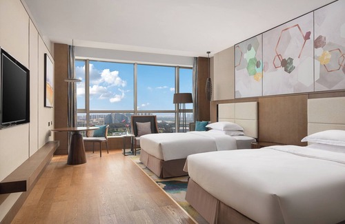 Haicheng District Hotel | Crowne Plaza Beihai Silver Beach by IHG