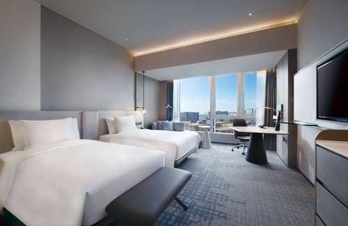 Shajing Hotel | Crowne Plaza Shenzhen World Exhibition and Convention Center by IHG