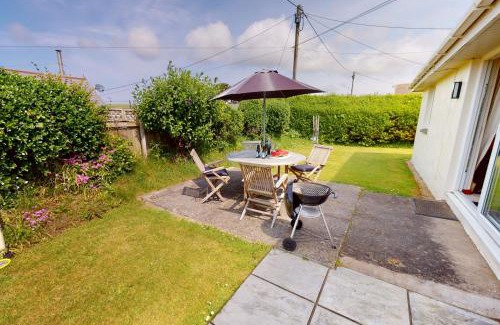 Croyde House | CROYDE PEACH COTTAGE 3 Bedrooms