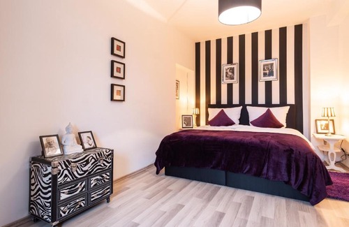 Grifflenberg Apartment | Cruwzo I Apartment with garden Elberfeld
