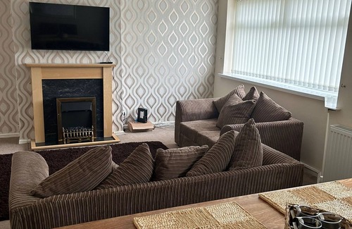 Neath Apartment | Crynallt Road Apartment - Neath