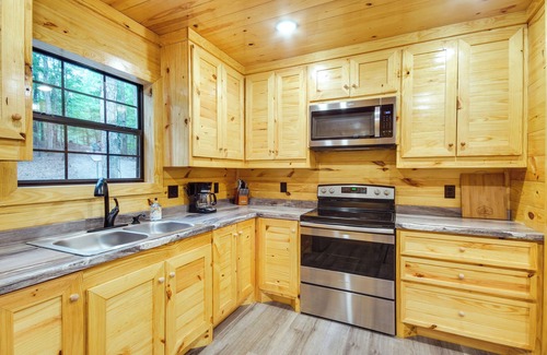 Copiah County Cabin | Crystal Springs Cabin, 4 Mi to Calling Panther!
