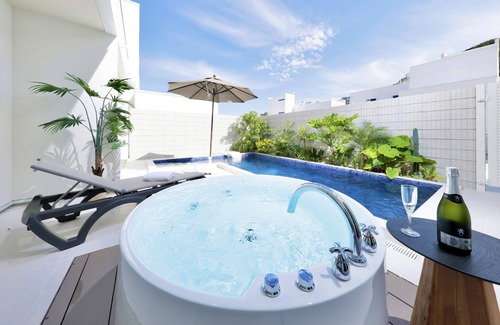 Tsubaki Onsen Villa | Crystal Villa SHIRARAHAMA BEACH