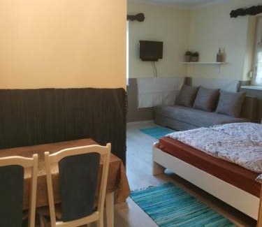 Lipot Apartment | Cseresznyés Ház