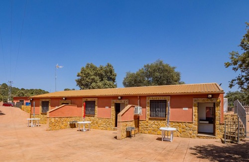 Obejo Ski Chalet | Cubo's Private Family Hacienda El Encinar/air conditioning/free wifi