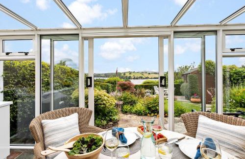 Dittisham House | Curlew Cottage - Character Cottage with Superb River Views