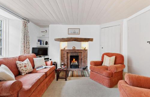 Dittisham House | Curlew Cottage - Character Cottage with Superb River Views
