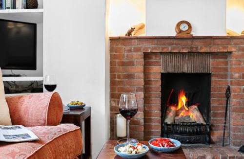 Dittisham House | Curlew Cottage - Character Cottage with Superb River Views