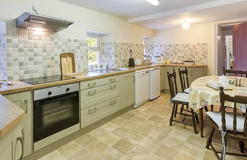 Ballymacarbry Cottage | CURRADOON HOUSE, family friendly in Touraneena, County Waterford