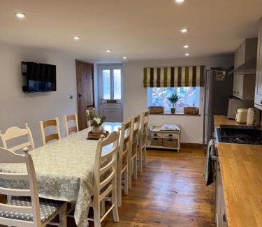West Runton House | Custard Cottage West Runton Special 1 bedroom rate for couples