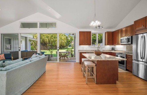 Poipu House | Custom Elegance in Poipu Kai’s Bayview Neighborhood – Escape to Paradise