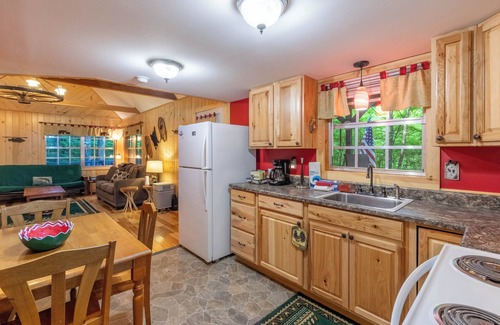 Whittier Cabin | Customer Appreciation Year! Get a free night!
