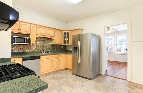 Jefferson House | Cute cottage in safe, quiet area